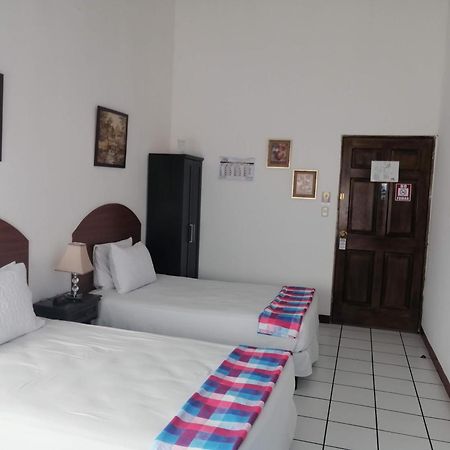 Novohostal B&B Guatemala City Ngoại thất bức ảnh