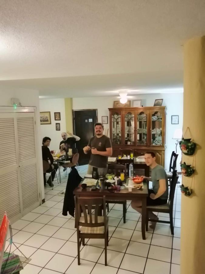 Novohostal B&B Guatemala City Ngoại thất bức ảnh