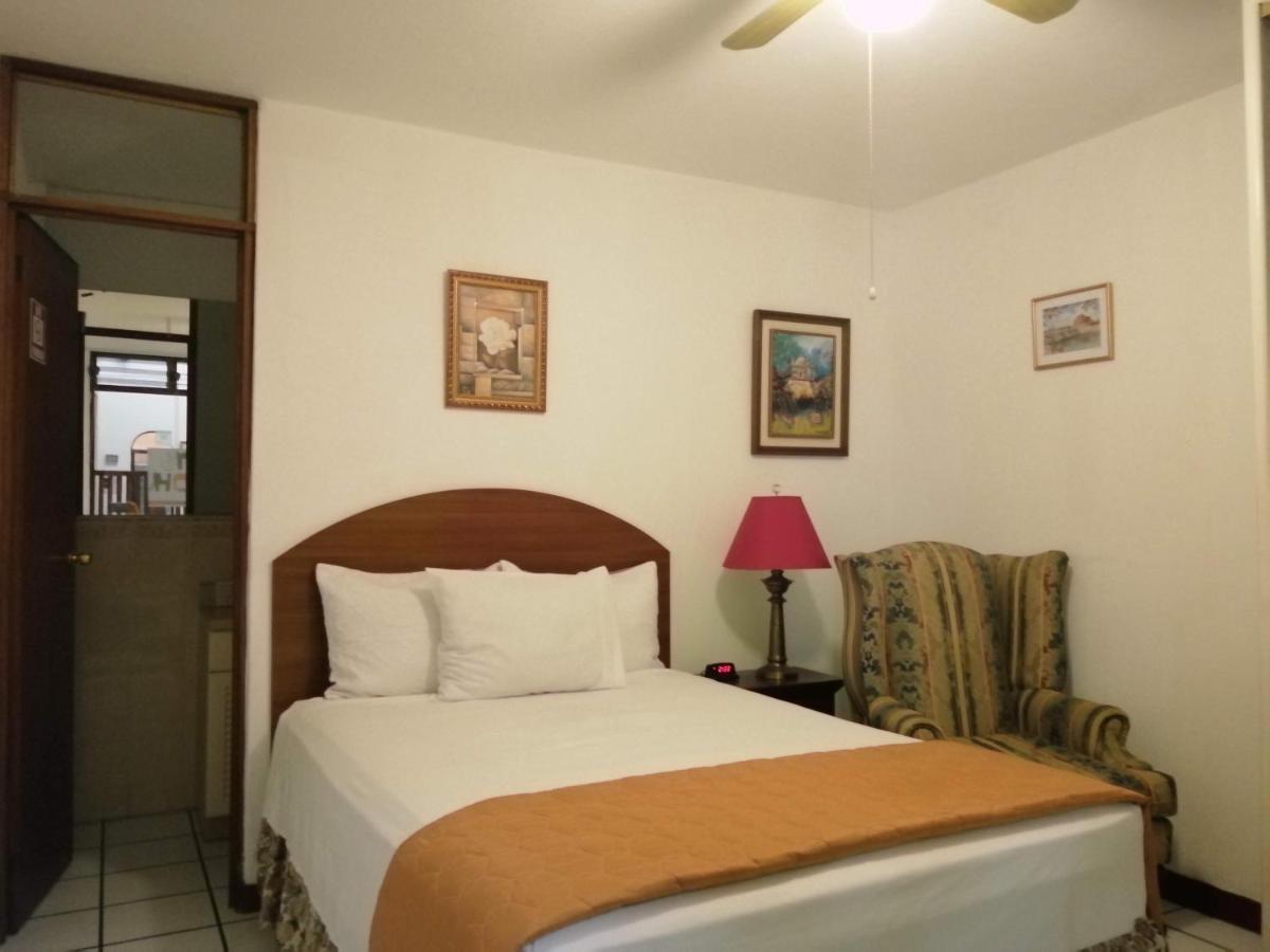Novohostal B&B Guatemala City Ngoại thất bức ảnh