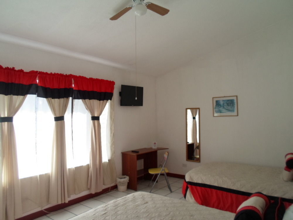 Novohostal B&B Guatemala City Ngoại thất bức ảnh